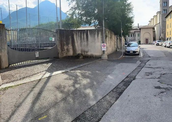 La Casa Del Pino A Due Passi Dal Манделло-дель-Ларио